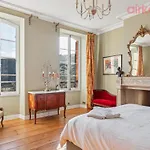Chateau De La Mere - Evenement - Seminaire - Mariage - Retraite Bien-etre - Sejour Sportif - Cousinade - Ideal Groupe & Famille - Cadre Nature Isole - Piscine - Vue Baie Saint-raphael - Grande Capacite D'accueil Сент-Максим
