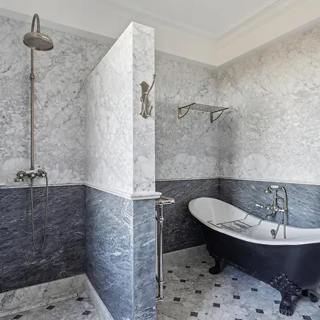 Le Château De La Mère Villa Sainte-Maxime